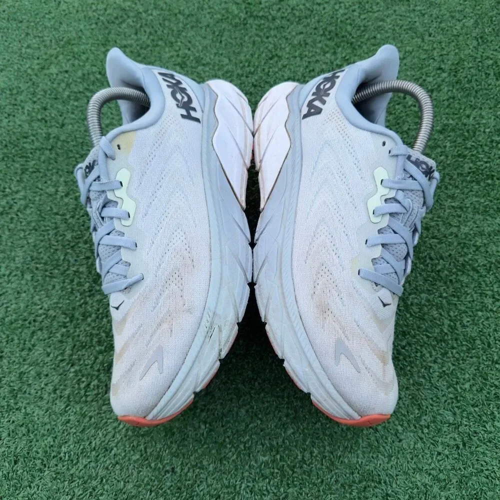 HOKA ONE ONE ARAHI 6 - Women’s Running Shoes - SIZE 9.5B